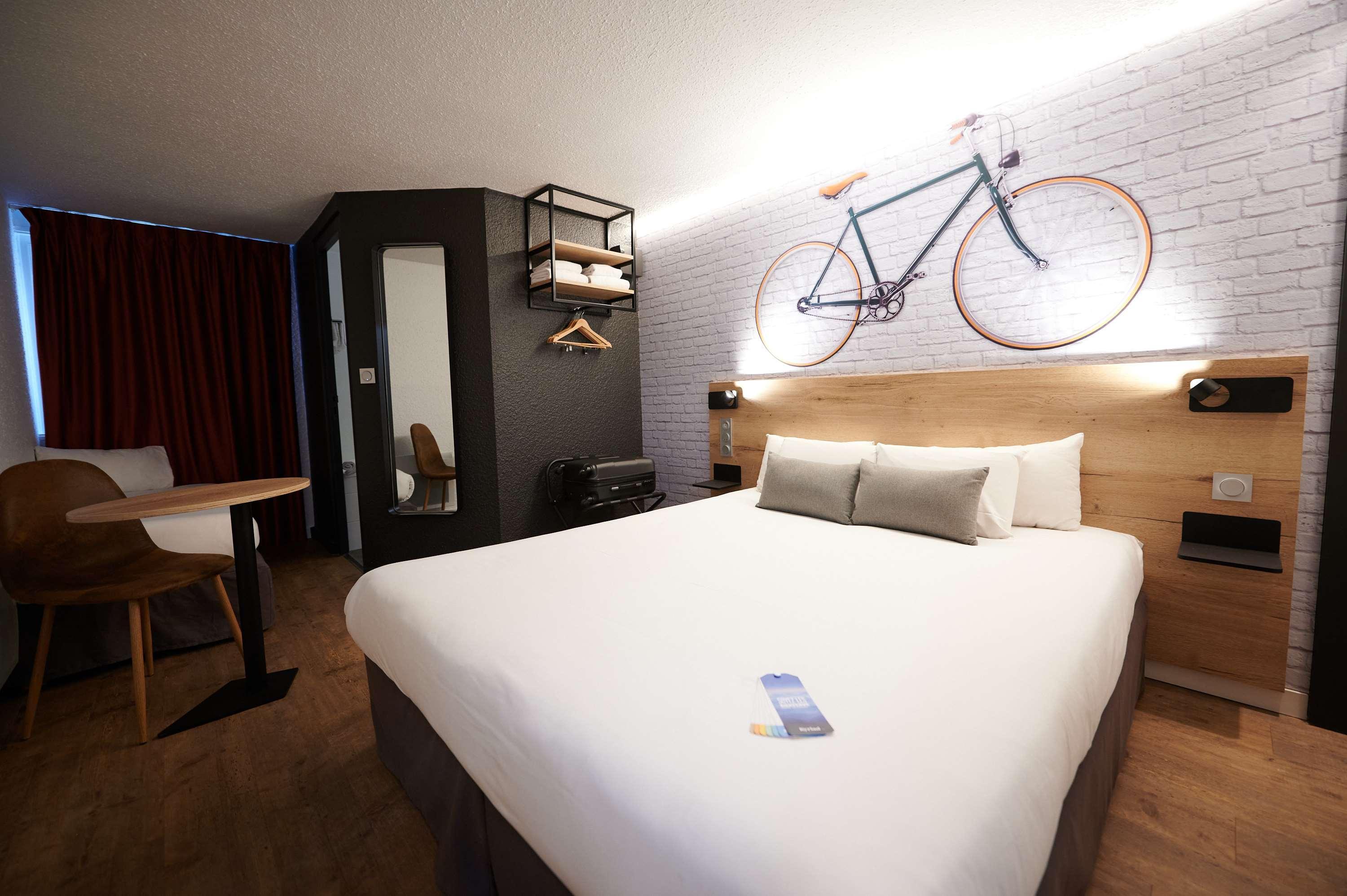 Kyriad Hotel Laval Laval  Exteriér fotografie