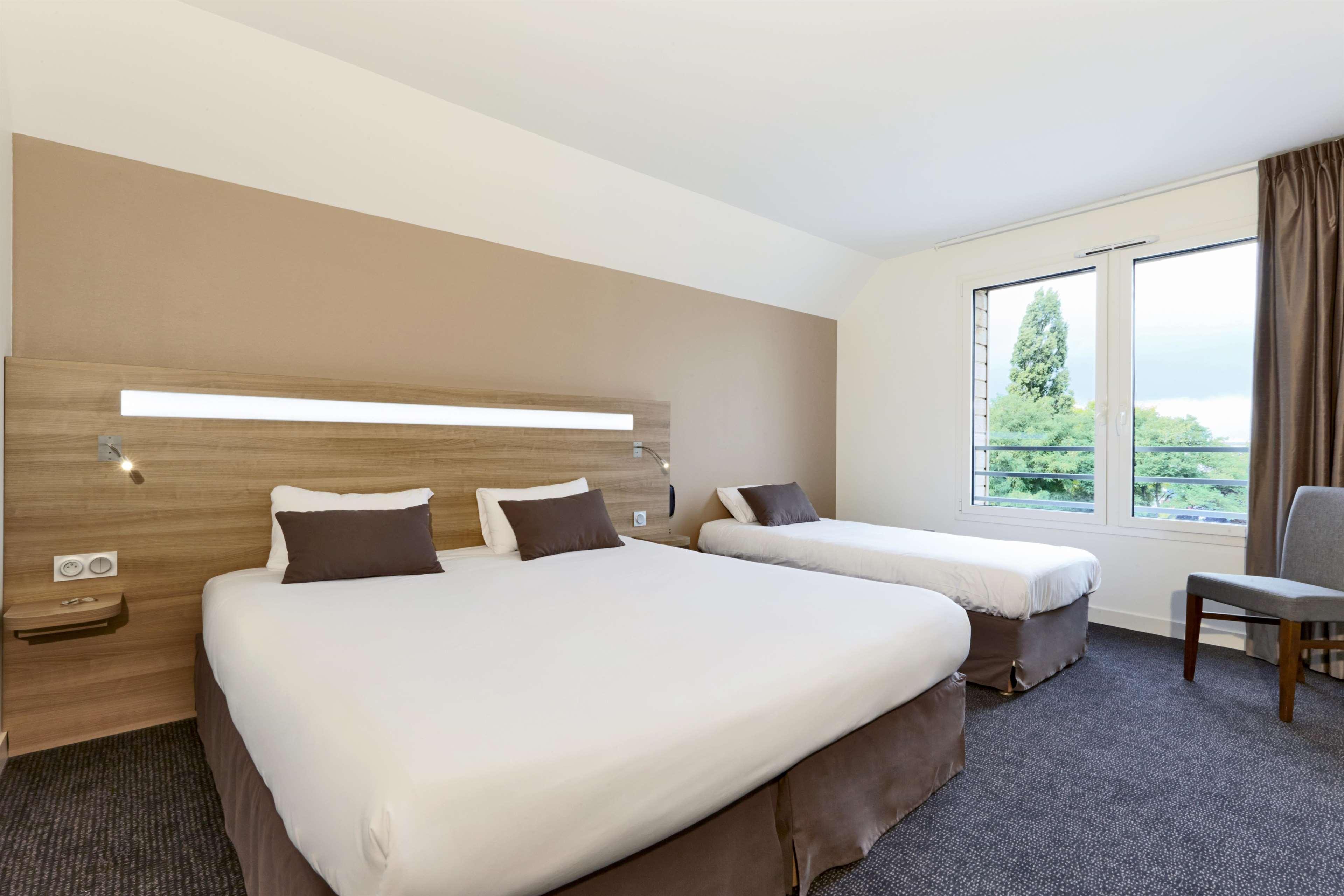 Kyriad Hotel Laval Laval  Exteriér fotografie